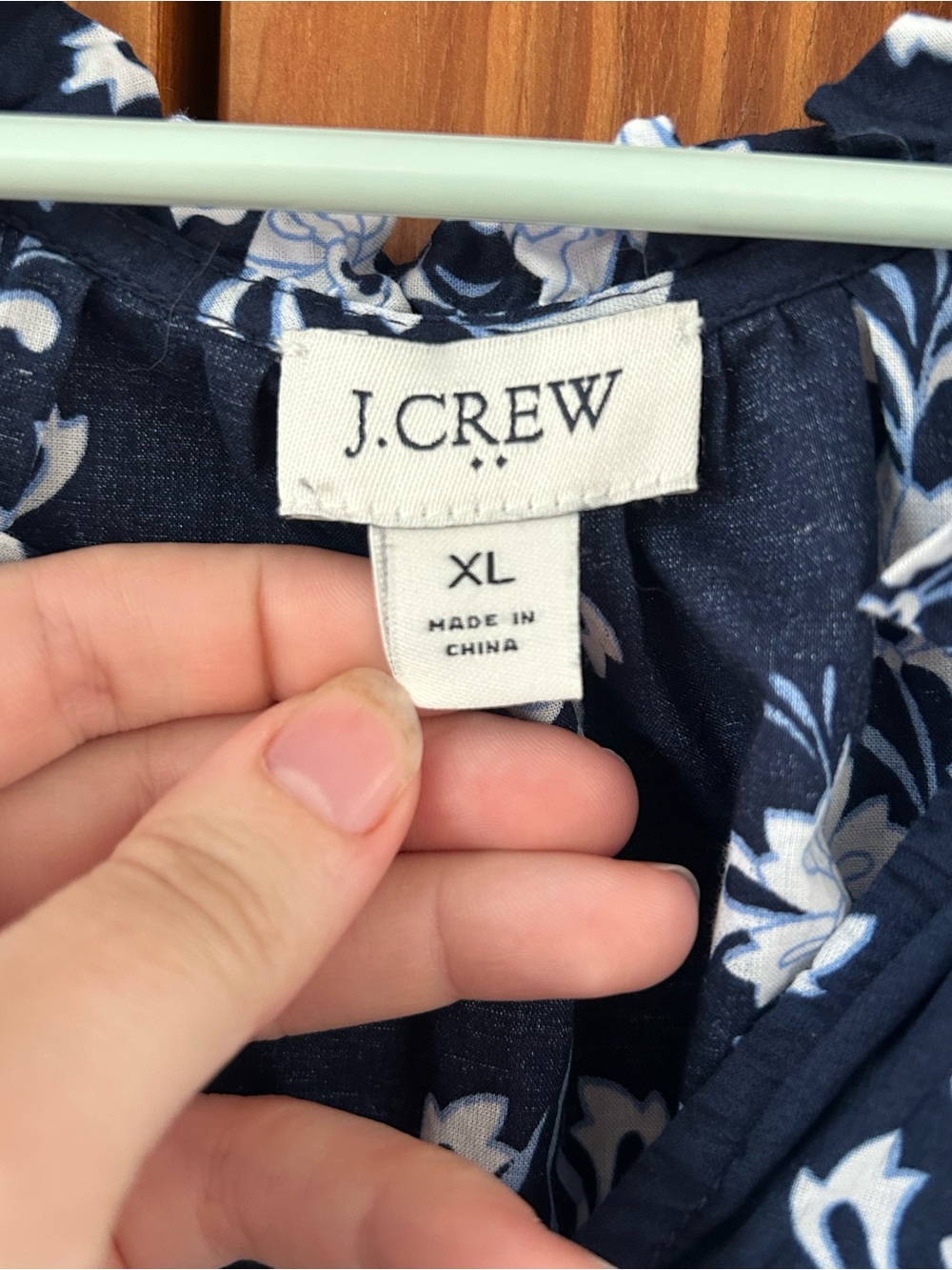 J. Crew Printed Artist Shirt Navy Blue Floral 100% Cotton Women’s Size XL - Picture 3 of 6